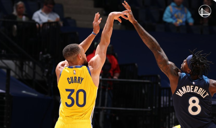  森林狼末段崩盘错失晋级良机  