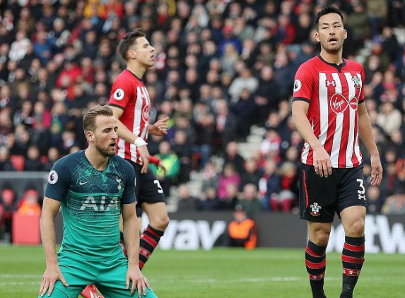  阿森纳客场不敌热刺跌出前四  